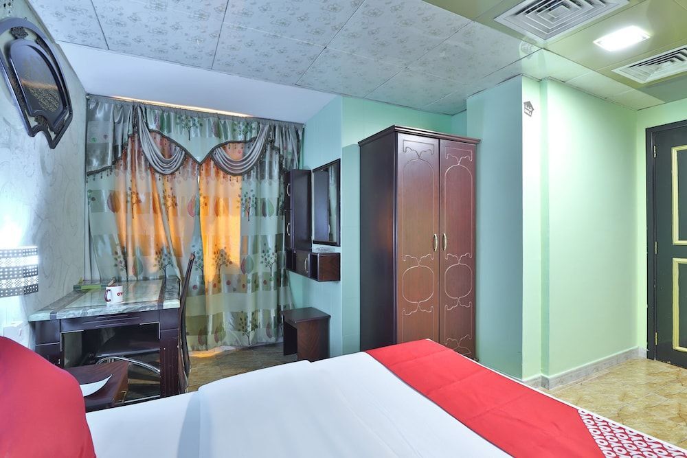 Дубай: Oyo 261 Remas Apartment