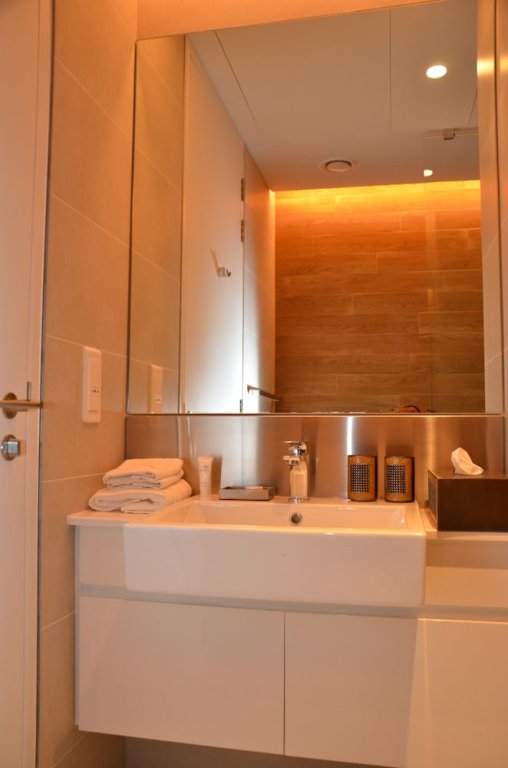 Дубай: 4BR Apt on Bluewater Island
