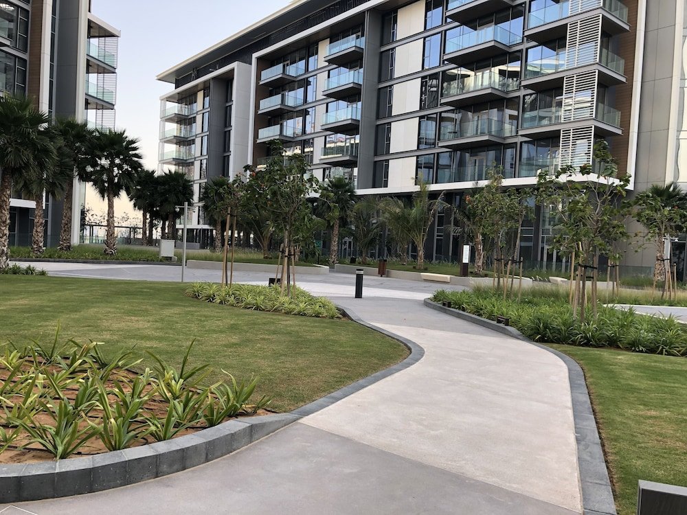 Дубай: 4BR Apt on Bluewater Island
