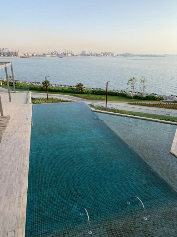Дубай: 4BR Apt on Bluewater Island