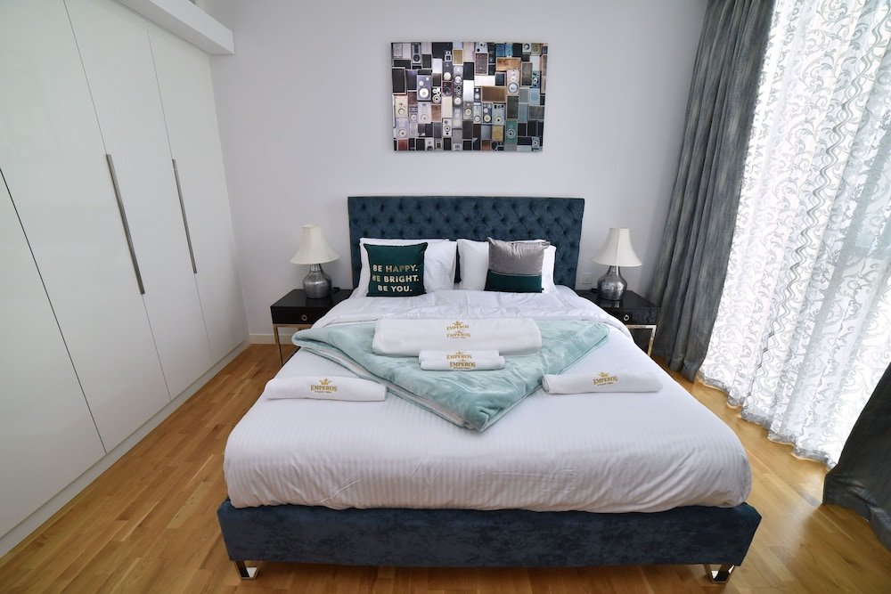 Дубай: 4BR Apt on Bluewater Island