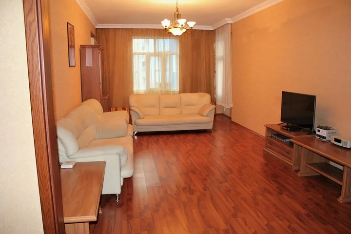 Баку: Apartment on Murtuza Mukhtarov 179