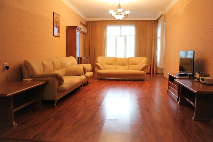 Баку: Apartment on Murtuza Mukhtarov 179