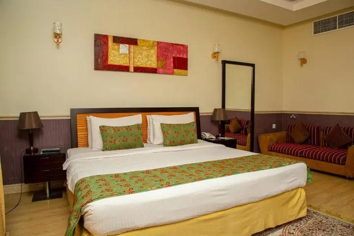 Дубай: Dorus Hotel