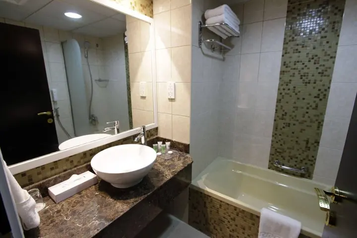 Дубай: Dorus Hotel