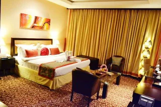 Дубай: Dorus Hotel