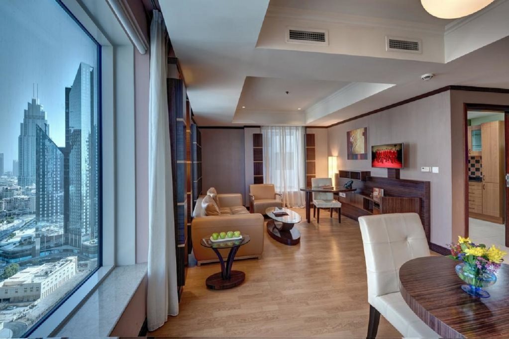 Дубай: Grand Stay Hotel