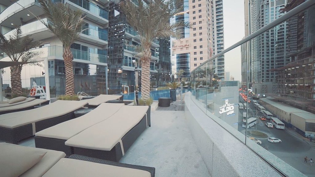 Дубай: Dubai Marina beautiful apartment with water view