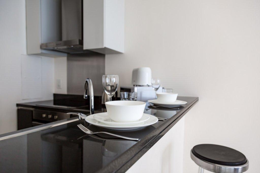 Дубай: Dubai Marina beautiful apartment with water view