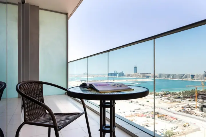 Дубай: Dubai Marina beautiful apartment with water view