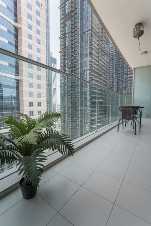 Дубай: Dubai Marina beautiful apartment with water view