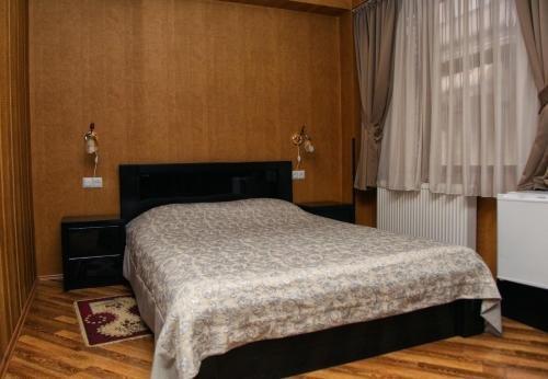 Самтредия: Hotel Obola