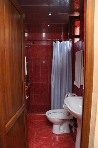Самтредия: Hotel Obola