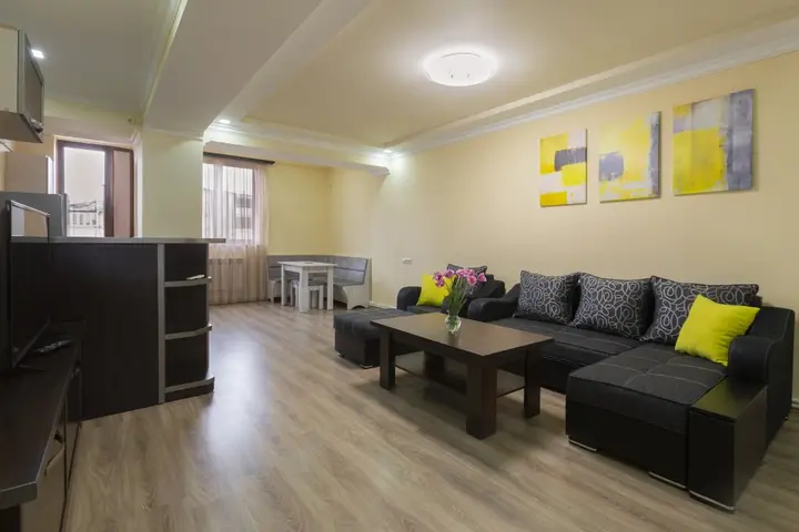 Апартаменты Umba Apartment N5 - балкон и вид на гору Арарат — фото 1