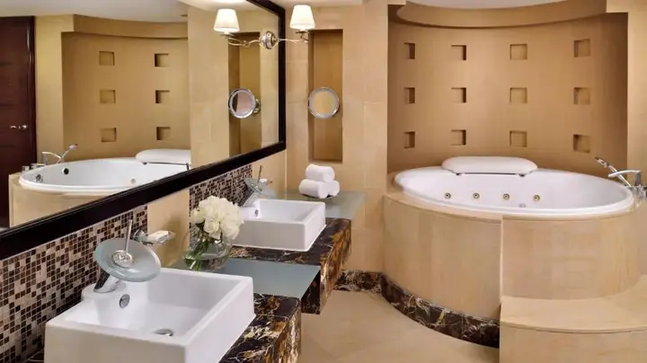 Абу-Даби: InterContinental Abu Dhabi by IHG