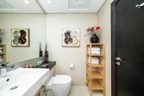 Дубай: Luton Vacation Homes - Silverene Tower Dubai Marina