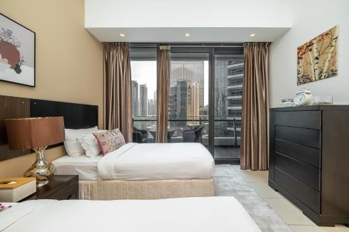Дубай: Luton Vacation Homes - Silverene Tower Dubai Marina