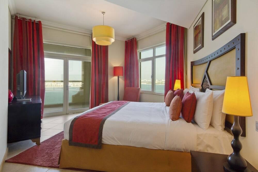 Дубай: Bespoke Residences - Shoreline Al Haseer