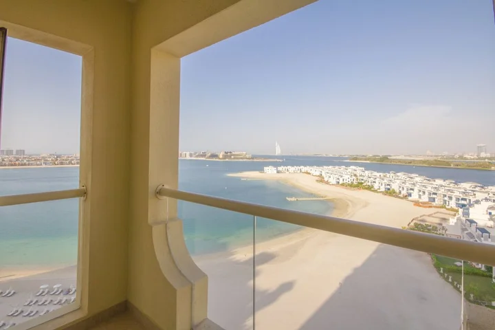 Дубай: Bespoke Residences - Shoreline Al Haseer