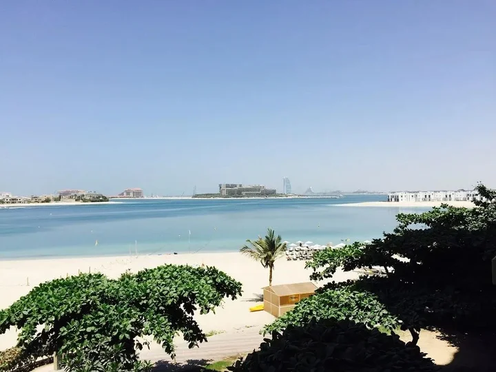 Дубай: Bespoke Residences - Shoreline Al Haseer