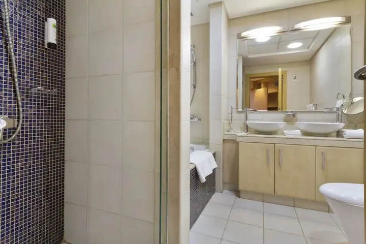 Дубай: Bespoke Residences - Shoreline Al Haseer