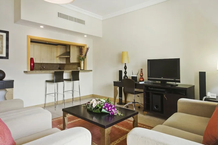 Дубай: Bespoke Residences - Shoreline Al Haseer