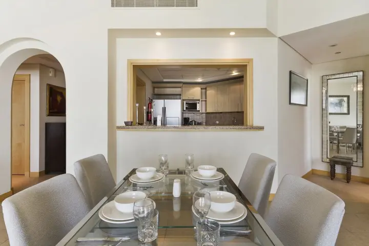 Дубай: Bespoke Residences - Shoreline Al Haseer