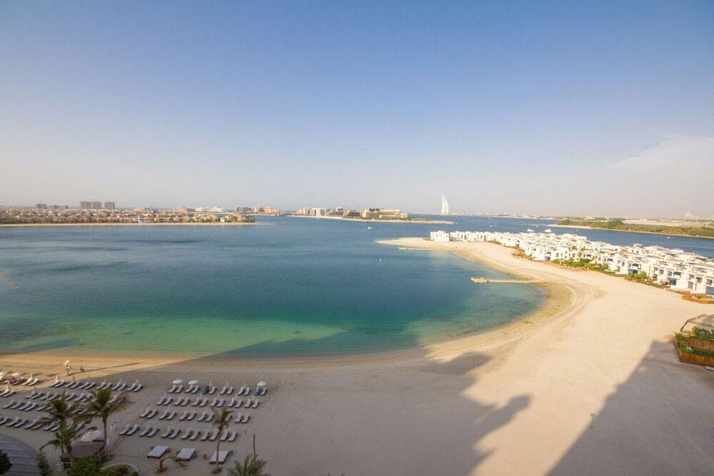 Дубай: Bespoke Residences - Shoreline Al Haseer