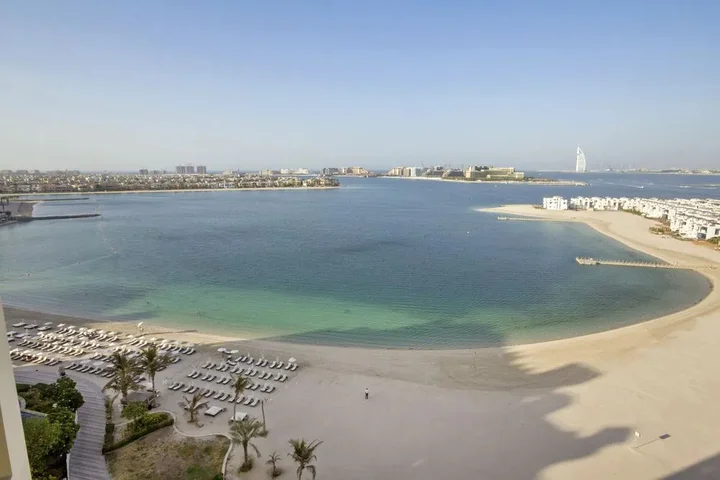 Дубай: Bespoke Residences - Shoreline Al Haseer