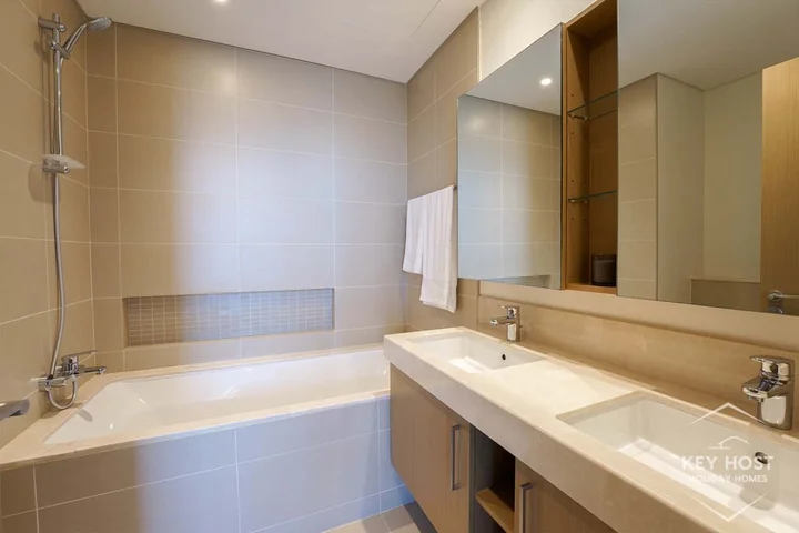 Дубай: Apartments 52|42 - 2BR Dubai Marina Sea View - K1702
