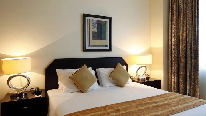 Дубай: Avari Al Barsha Apartment Hotel