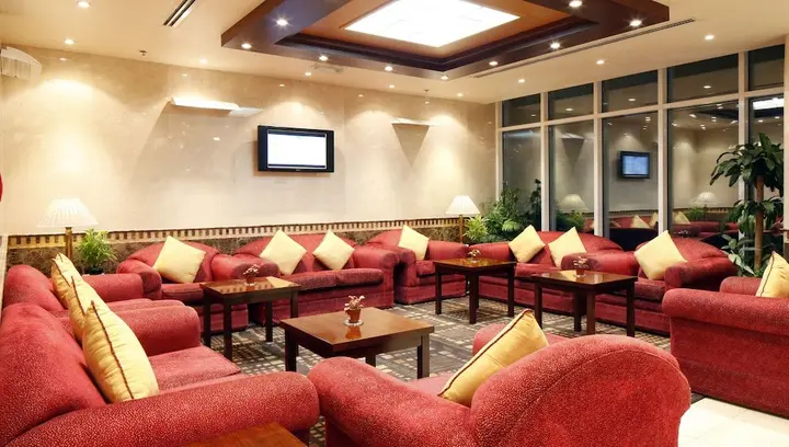 Дубай: Avari Al Barsha Apartment Hotel