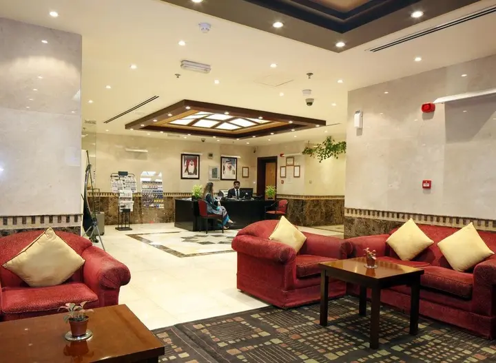 Дубай: Avari Al Barsha Apartment Hotel
