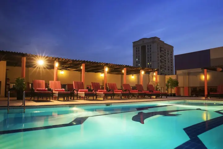 Дубай: Jumeira Rotana Hotel