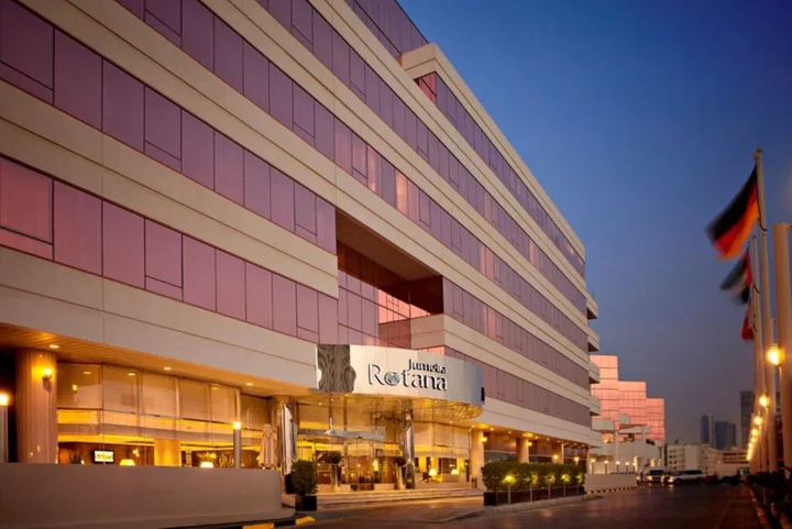 Дубай: Jumeira Rotana Hotel