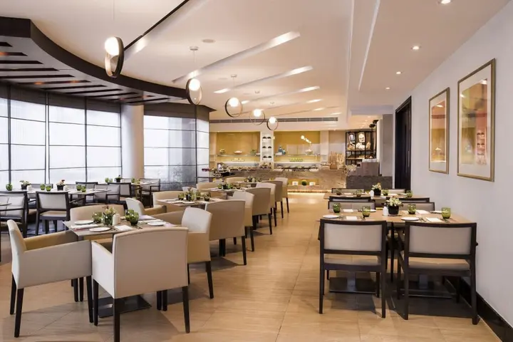 Дубай: Jumeira Rotana Hotel