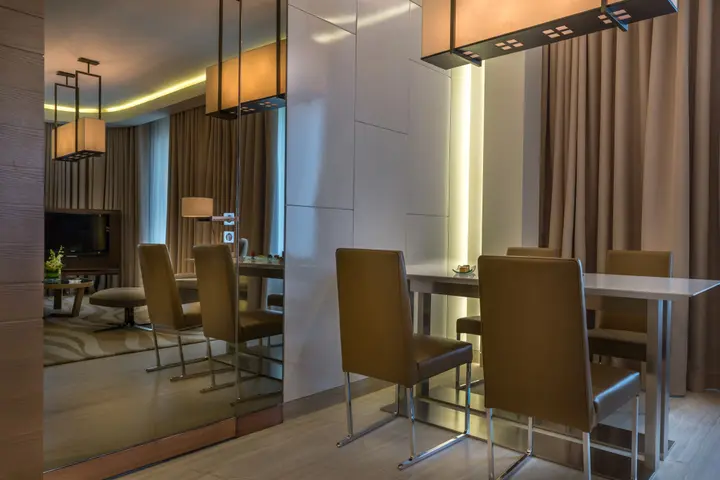 Дубай: Отель Towers Rotana