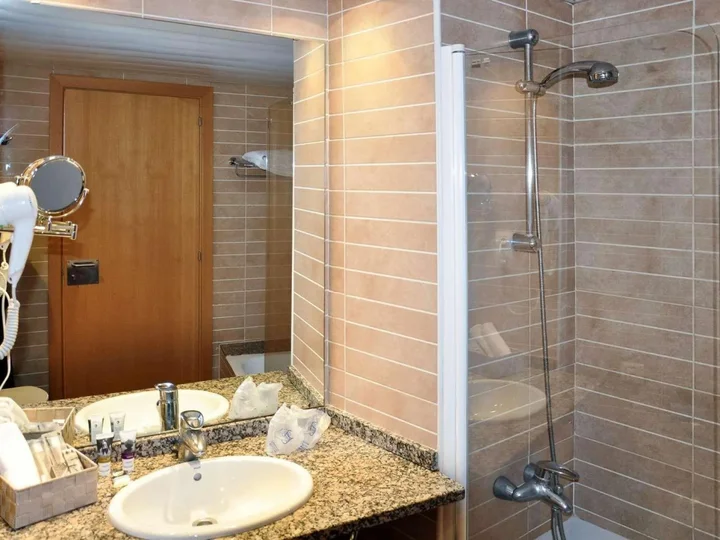 Дубай: Отель Towers Rotana