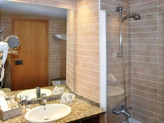 Дубай: Отель Towers Rotana