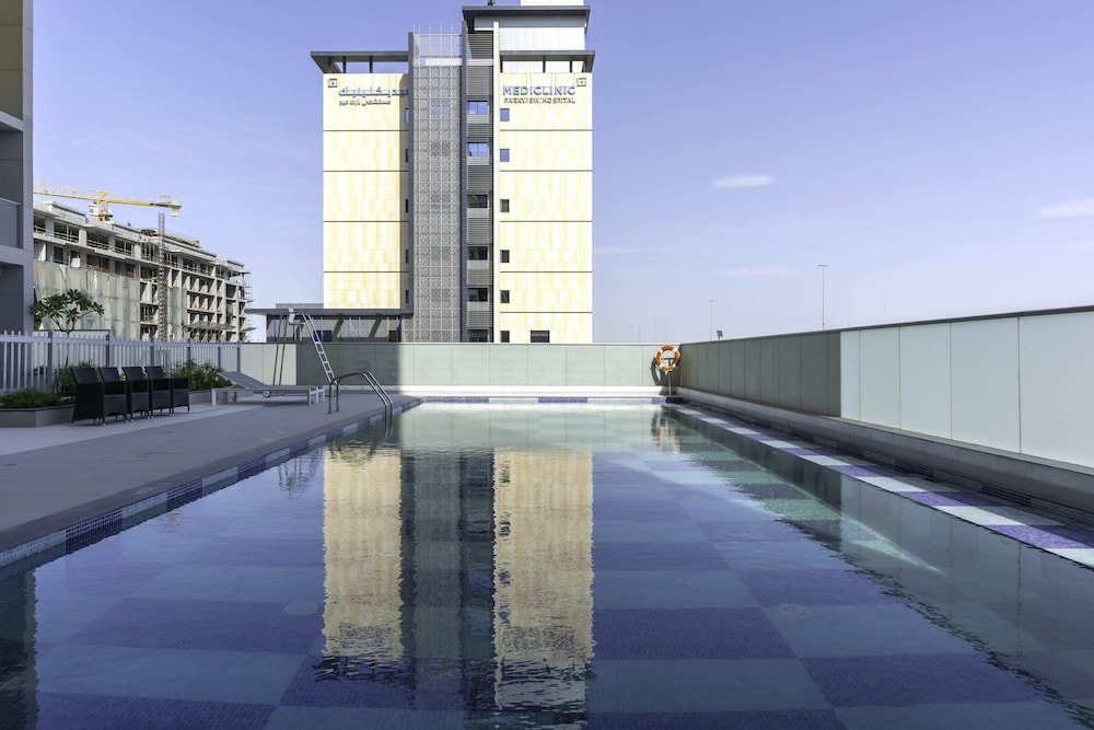 Дубай: Desert View Spacious Layout Pool & Gym 4914