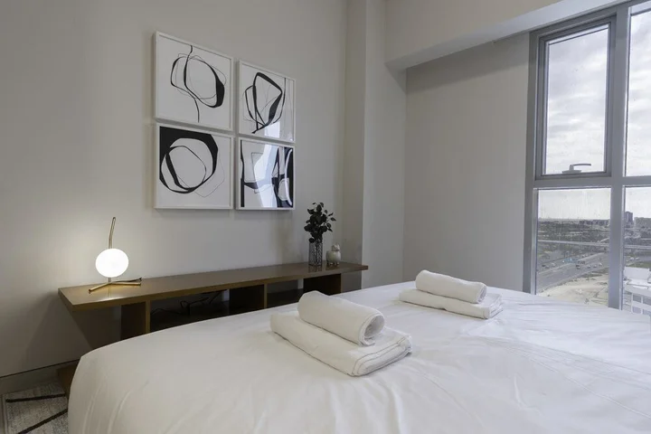 Дубай: Stunning Apt City View Great Amenities 4916