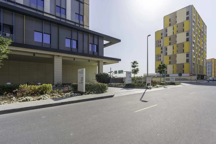 Дубай: Spacious Layout Premium Facilities Brand New 4894