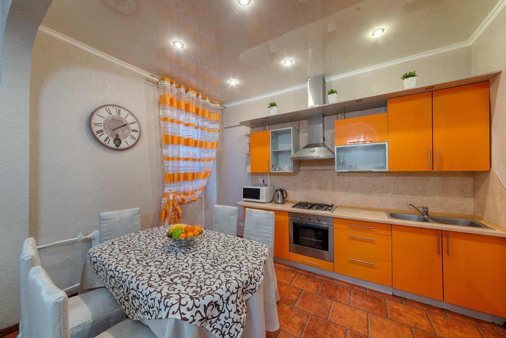 Минск: Апартаменты 4-комнатные HomeApart пр-т Независимости, 14
