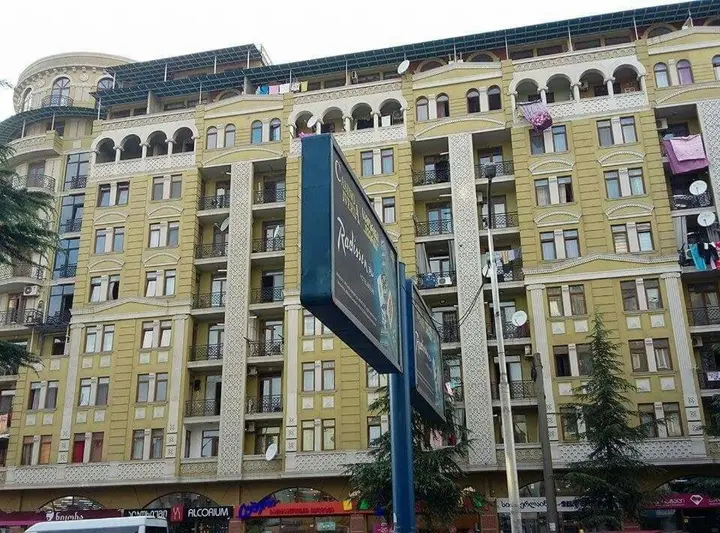Батуми: Apartment on Chavchavadze Street 34