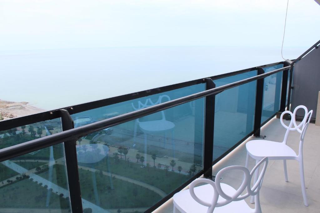 Батуми: Black Sea View Apartment In Batumi Beach Tower