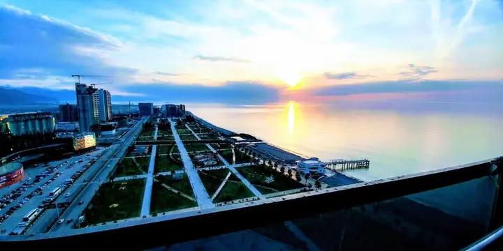 Батуми: Black Sea View Apartment In Batumi Beach Tower