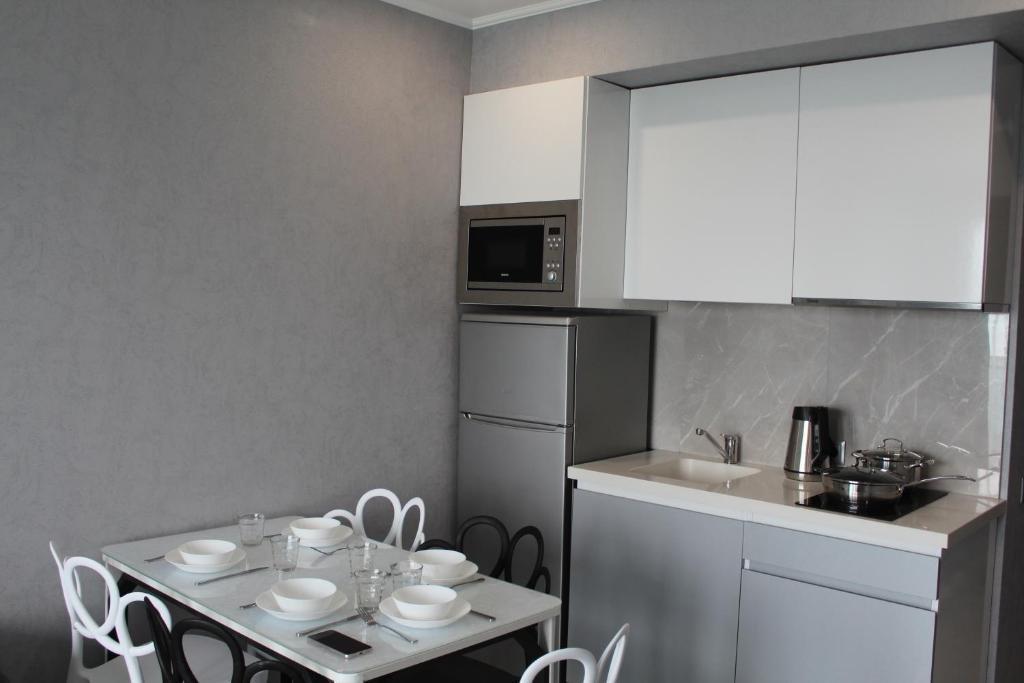 Батуми: Black Sea View Apartment In Batumi Beach Tower