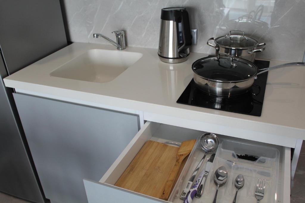 Батуми: Black Sea View Apartment In Batumi Beach Tower