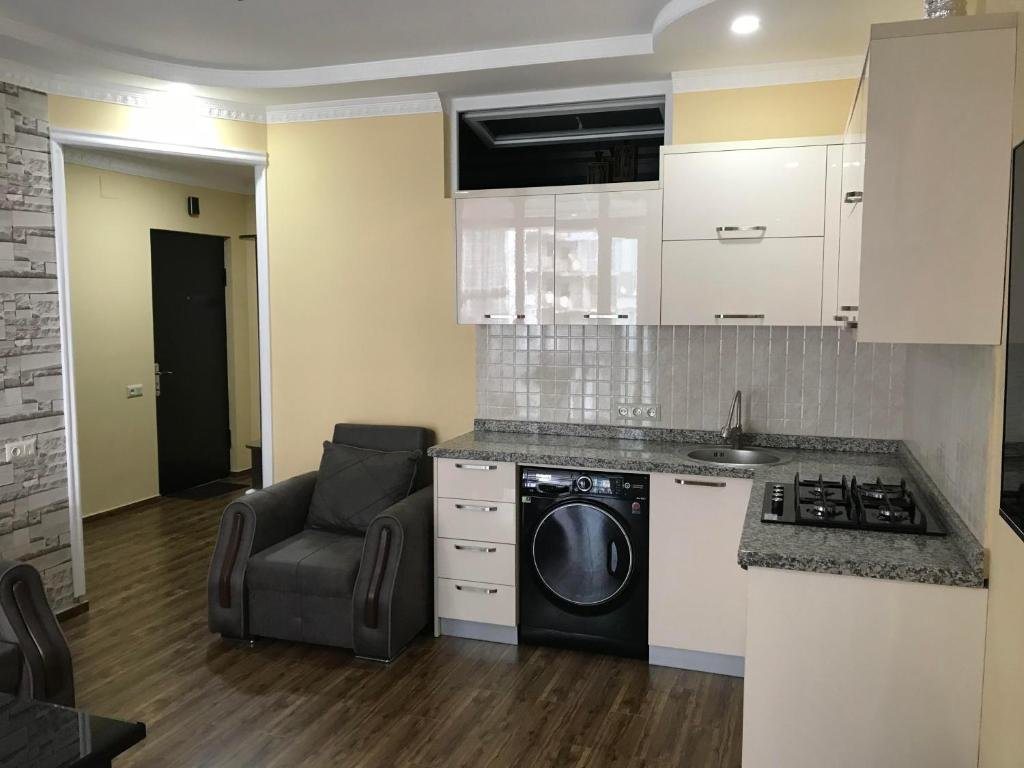 Батуми: Apartment In Magnolia