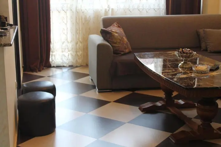 Батуми: Apartment on Chavchavadze Street